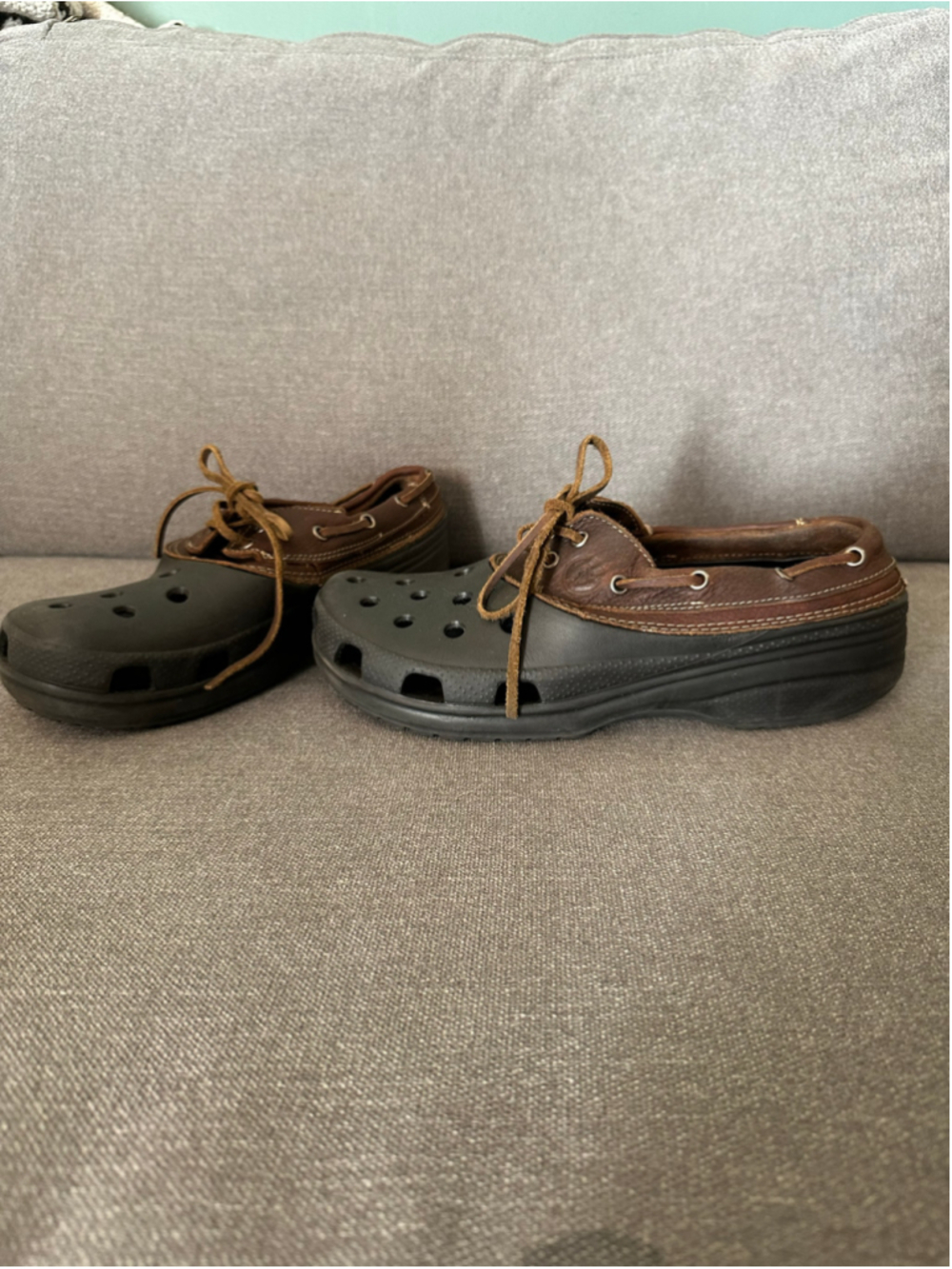 Men's Crocs Leather Boat Shoe Slip-Ons Black Brown Size 9